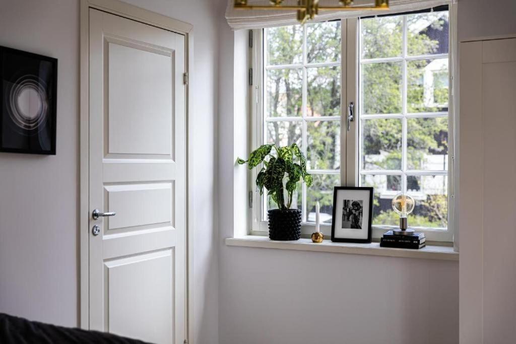 Beautiful And Modern Accommodation Near Stockholm City ภายนอก รูปภาพ