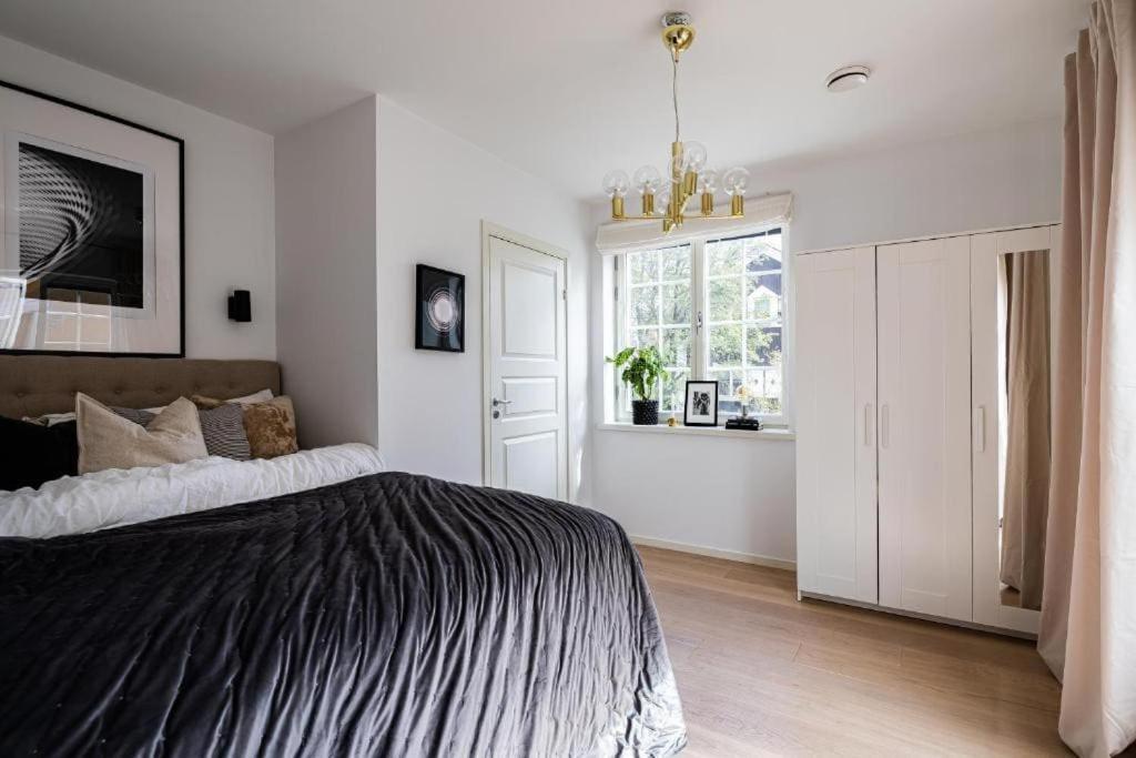 Beautiful And Modern Accommodation Near Stockholm City ภายนอก รูปภาพ
